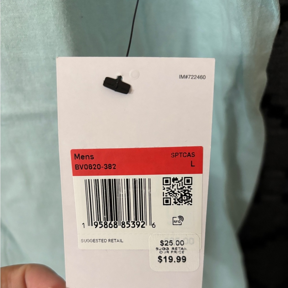 NWT Nike Women’s or Mens Classic Tee - Picture 2 of 2